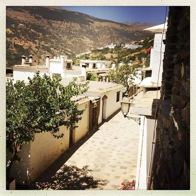 Casa Mirador Bubion, Large Terrace & Amazing Views Apartment