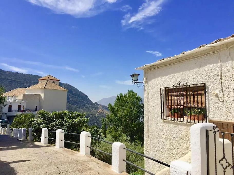 Casa Mirador Bubion, Large Terrace & Amazing Views Apartment
